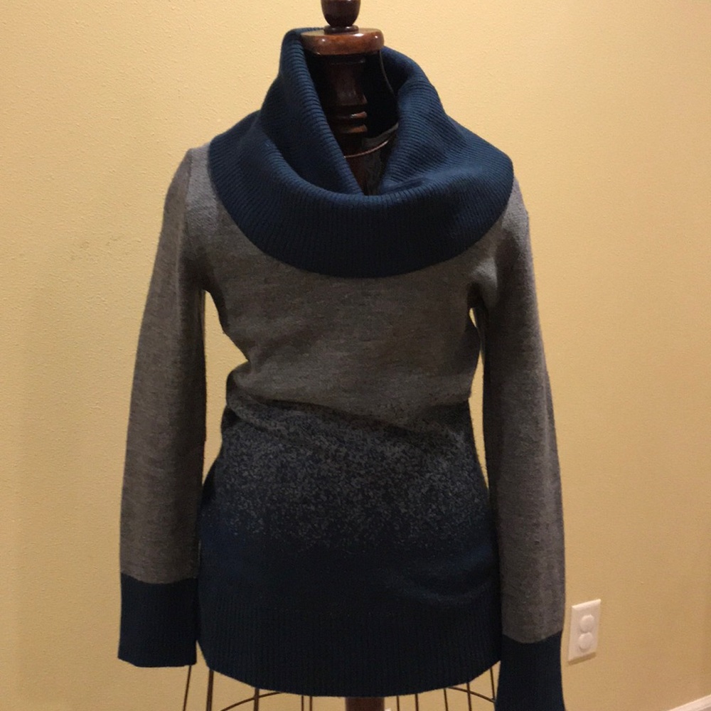 Tricot Joli Cowl Neck Sweater Size M